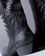 Cargar y reproducir el video en el visor de la galería, Mezcal Stone Moka