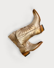 Load image into Gallery viewer, Mezcal True Gold