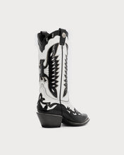 Load image into Gallery viewer, Hannah Black &amp; White
