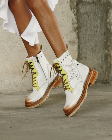 Ashlee Supernova White