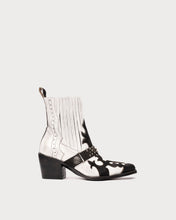 Cargar imagen en el visor de la galería, white leather boots
